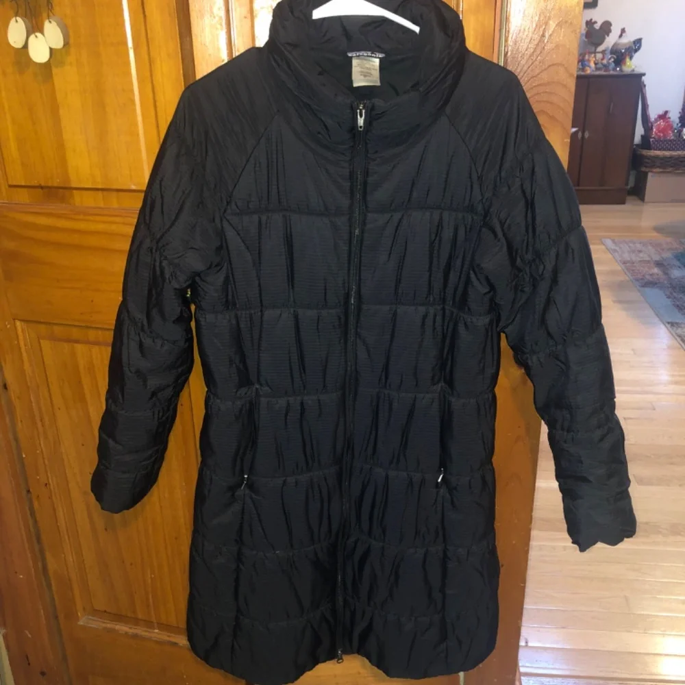 Patagonia Long Puffer Jacket Women's Medium - Picture 2 of 10